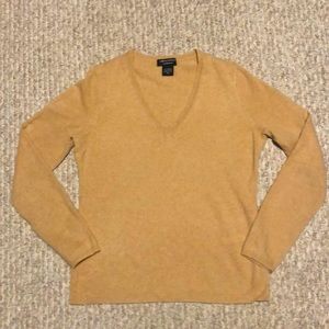 Camel coloured 100% cashmere sweater